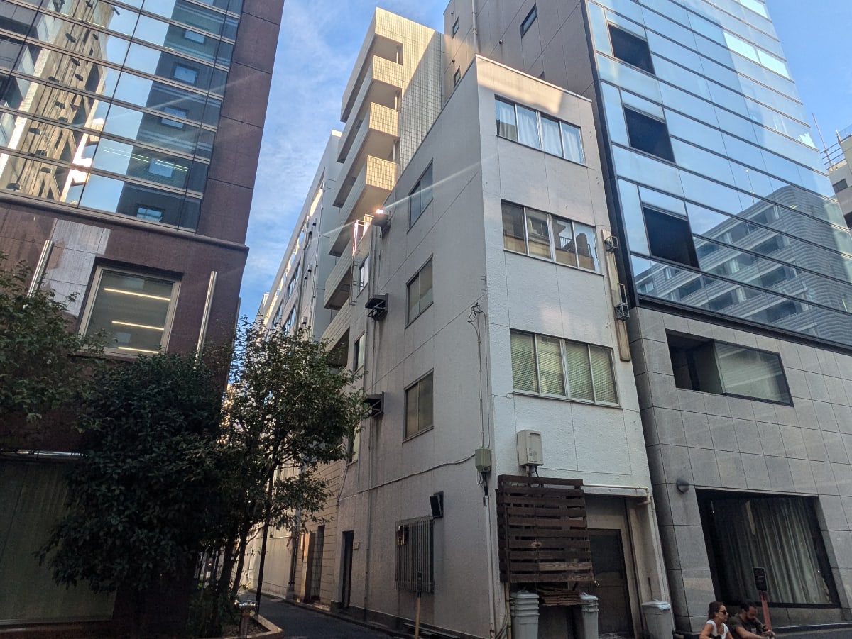v20251114150803/fresh/building/J00100373439_5