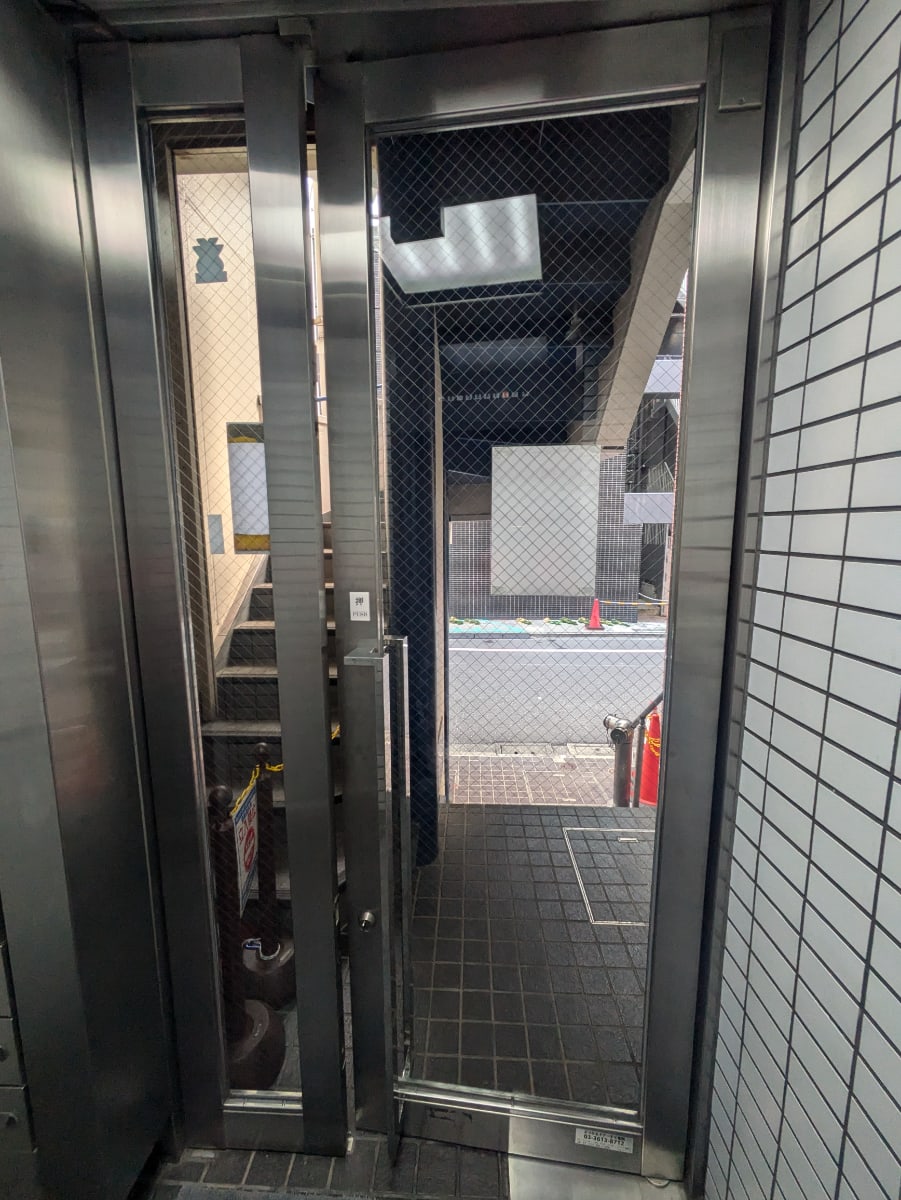 v20251114150803/fresh/building/J00100375683_12