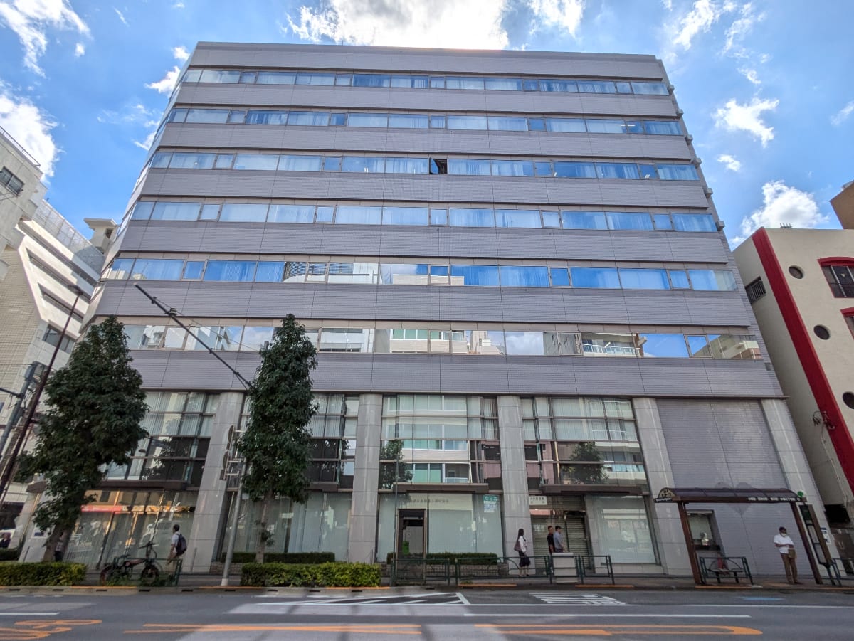 v20251114150803/fresh/building/J00100382827_5