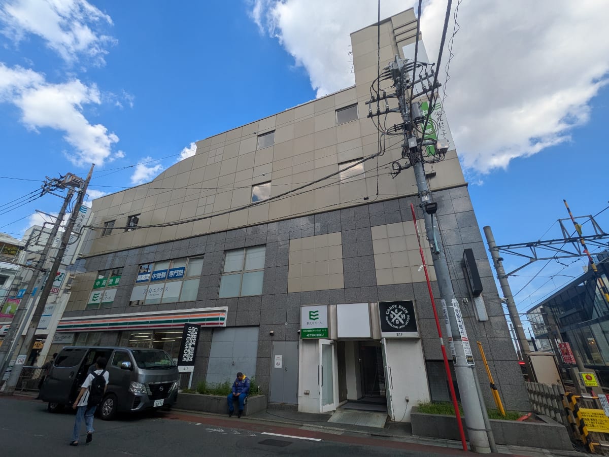 v20251114150803/fresh/building/J00100402163_6
