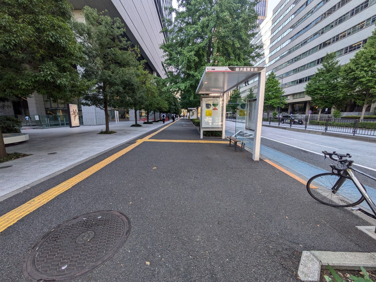 v20251114150803/fresh/building/J00100403624_19