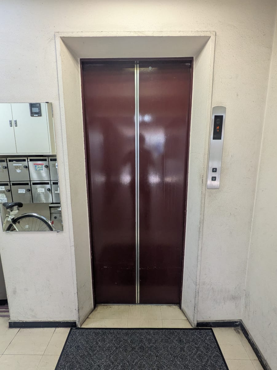 v20251114150803/fresh/building/J00100407596_4