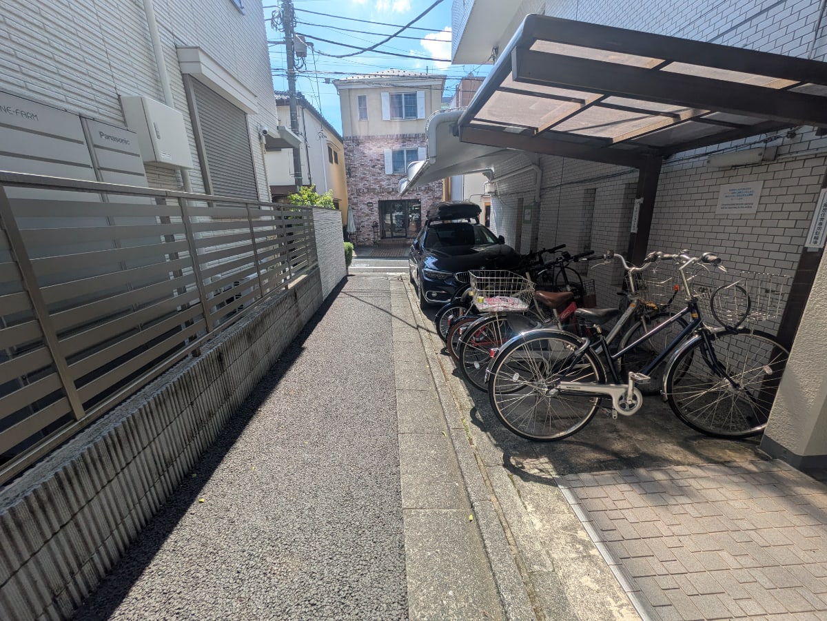 v20251114150803/fresh/building/J00100408609_9