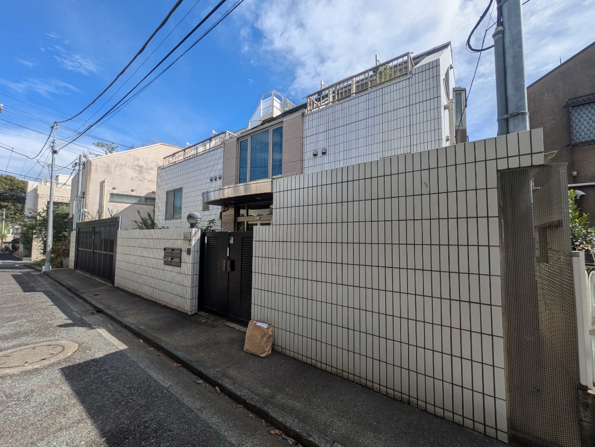 v20251114150803/fresh/building/J00100418561_9