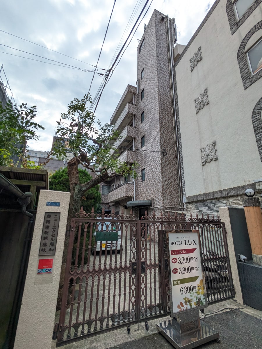 v20251117150812/fresh/building/J00100416508_10