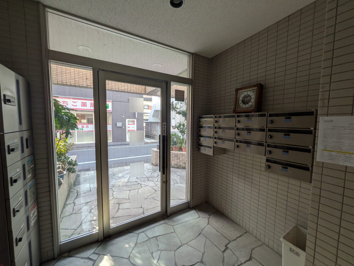 v20251118150804/fresh/building/J00100366259_12