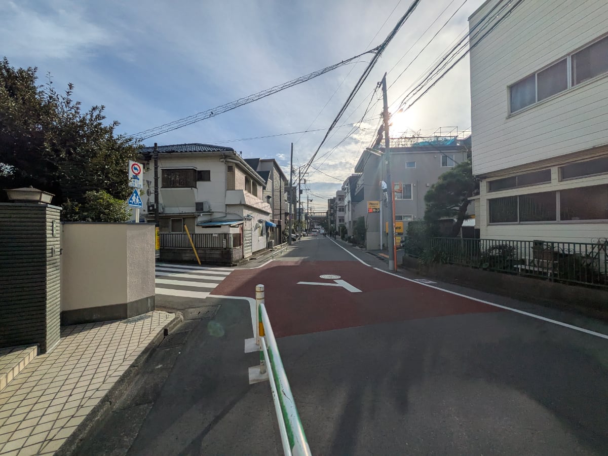 v20251118150804/fresh/building/J00100367024_8