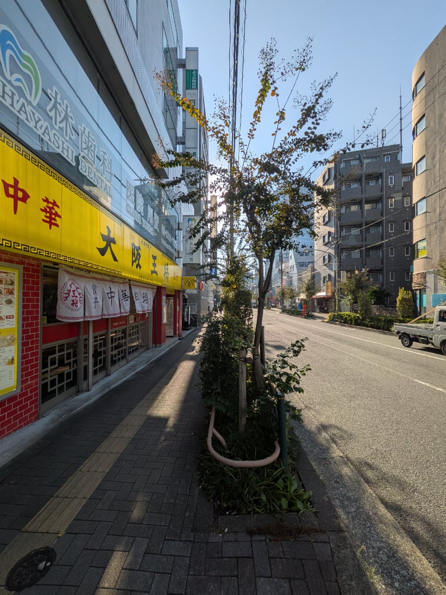 v20251118150804/fresh/building/J00100380698_14