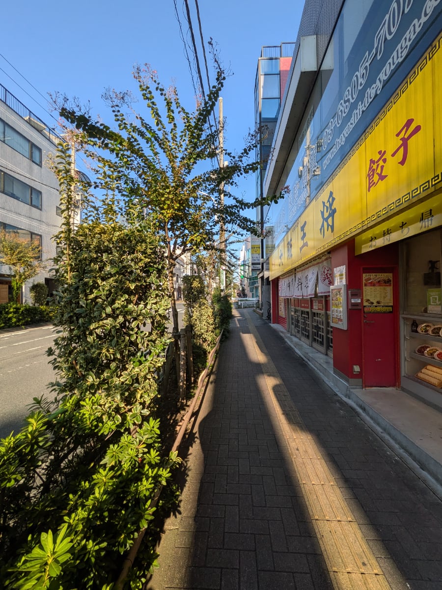 v20251118150804/fresh/building/J00100380698_2