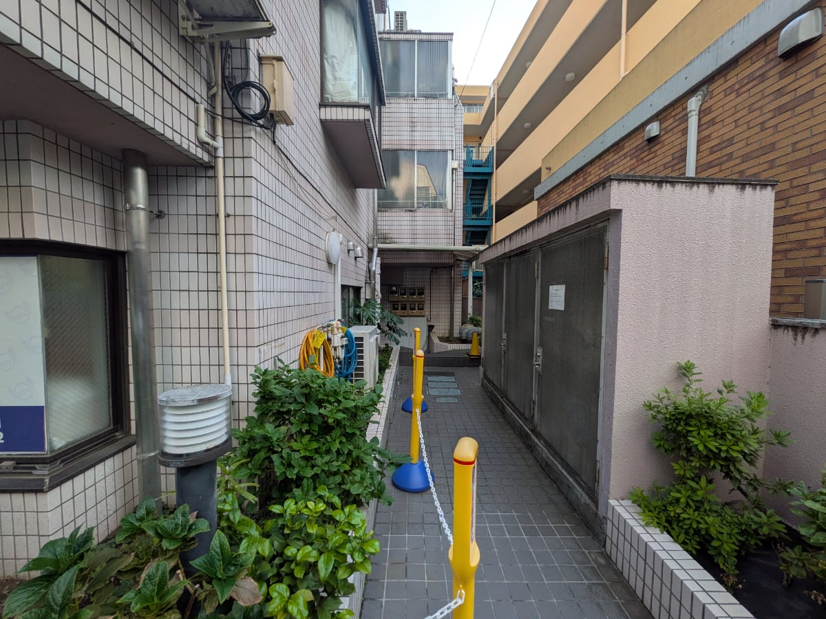v20251118150804/fresh/building/J00100396588_13
