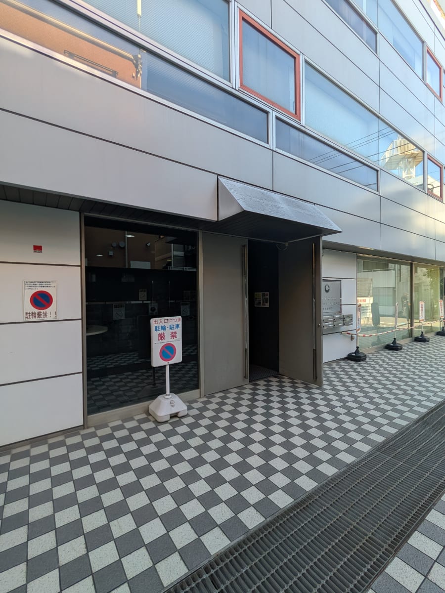 v20251120150807/fresh/building/J00100409850_3