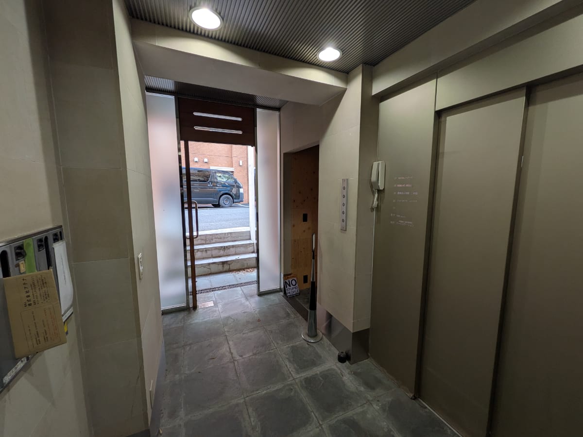v20251120150807/fresh/building/J00100412644_16