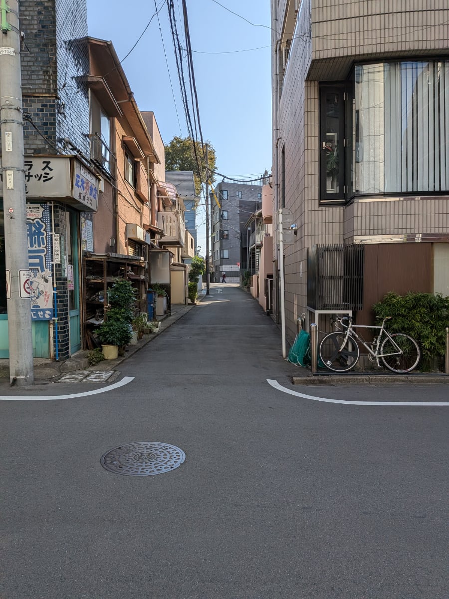 v20251120150807/fresh/building/J00100420140_20