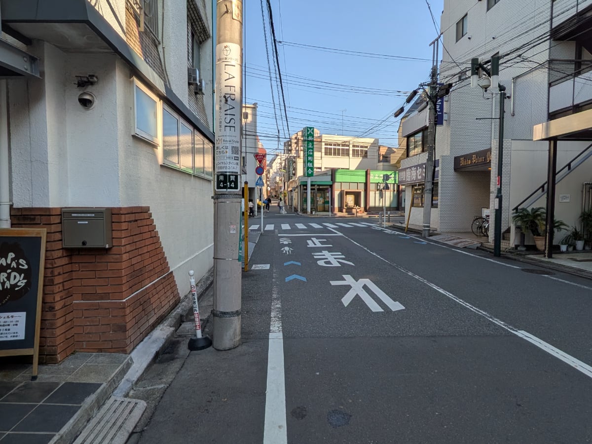 v20251120150807/fresh/building/J00100478746_12