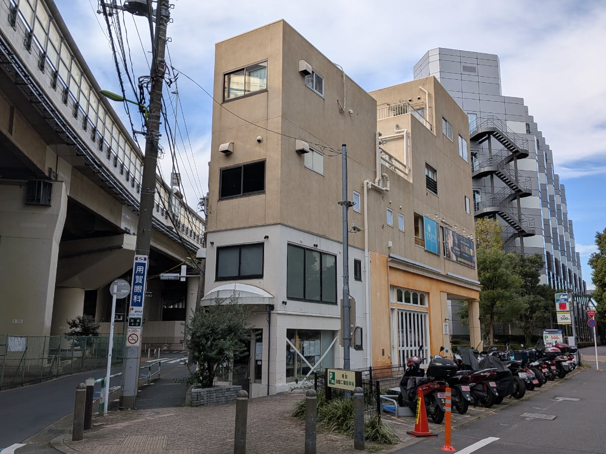 v20251120150807/fresh/building/J00100493105_1