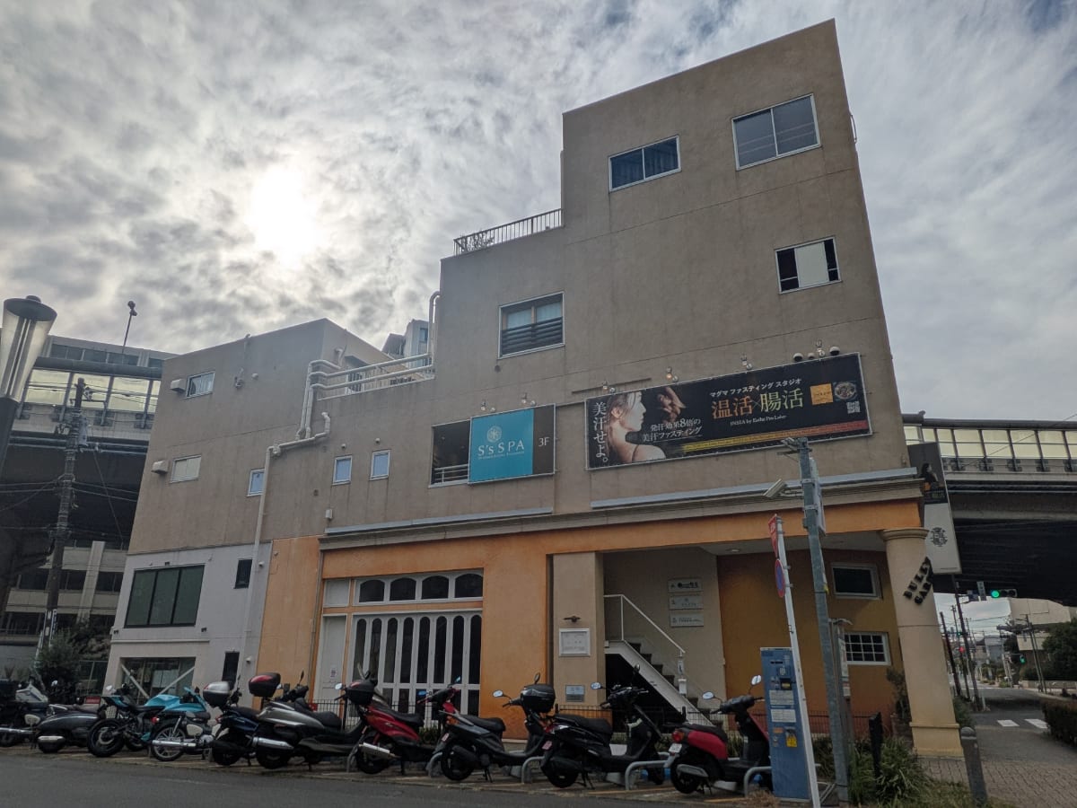 v20251120150807/fresh/building/J00100493105_5