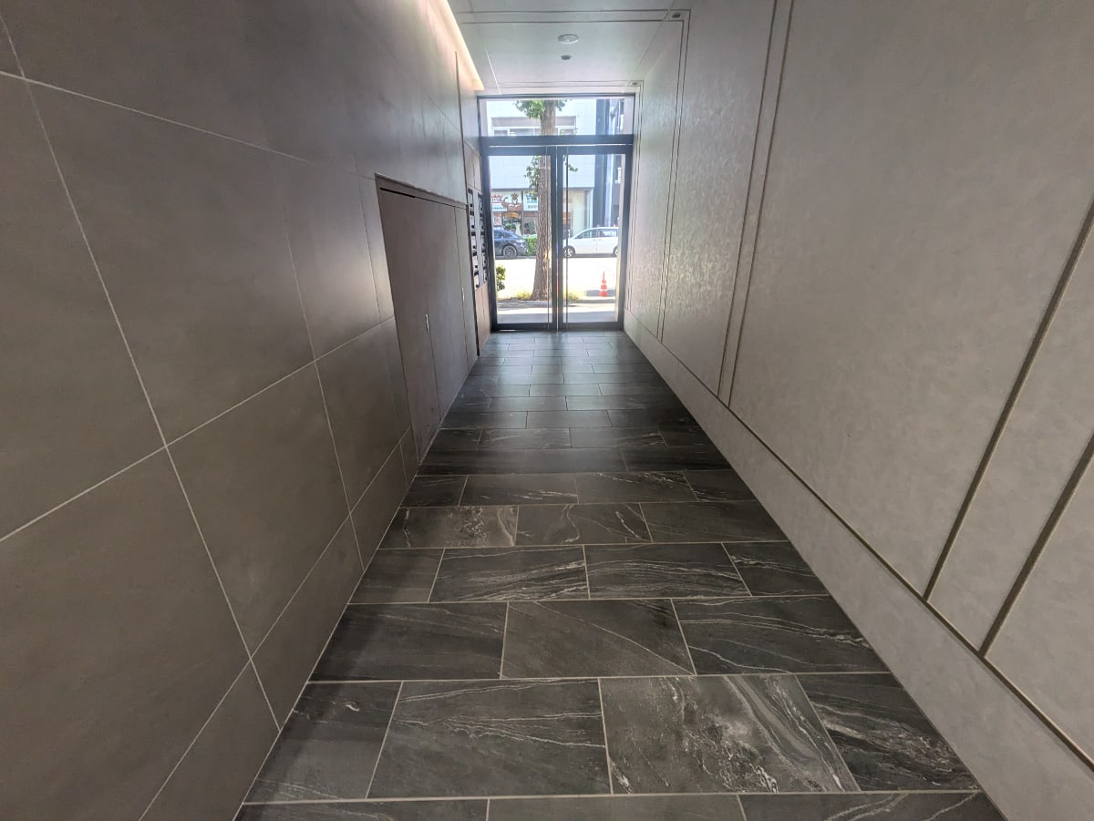 v20251121150914/fresh/building/J00100381727_10