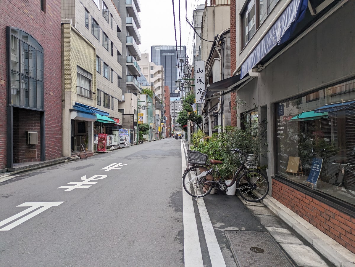 v20251123150654/fresh/building/J00100378607_15