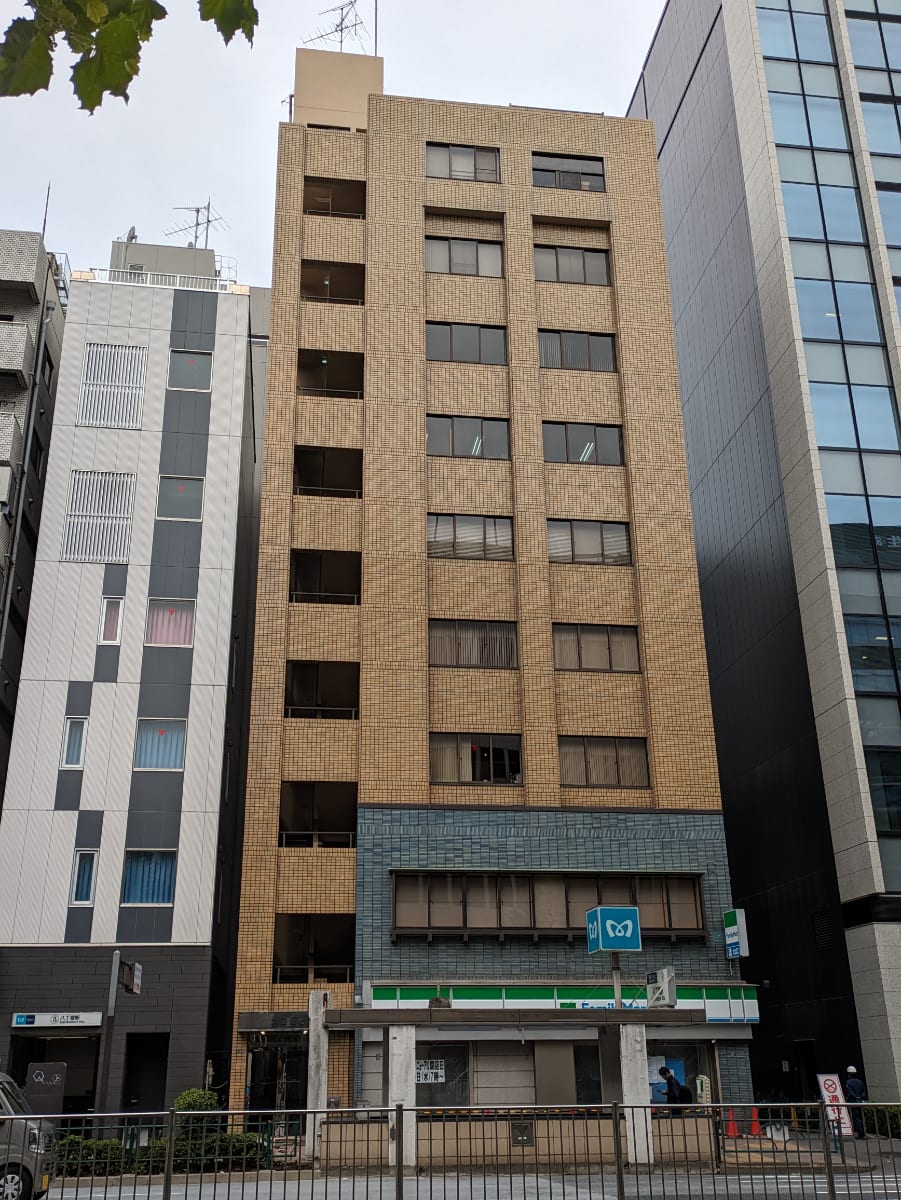 v20251123150654/fresh/building/J00100383712_6