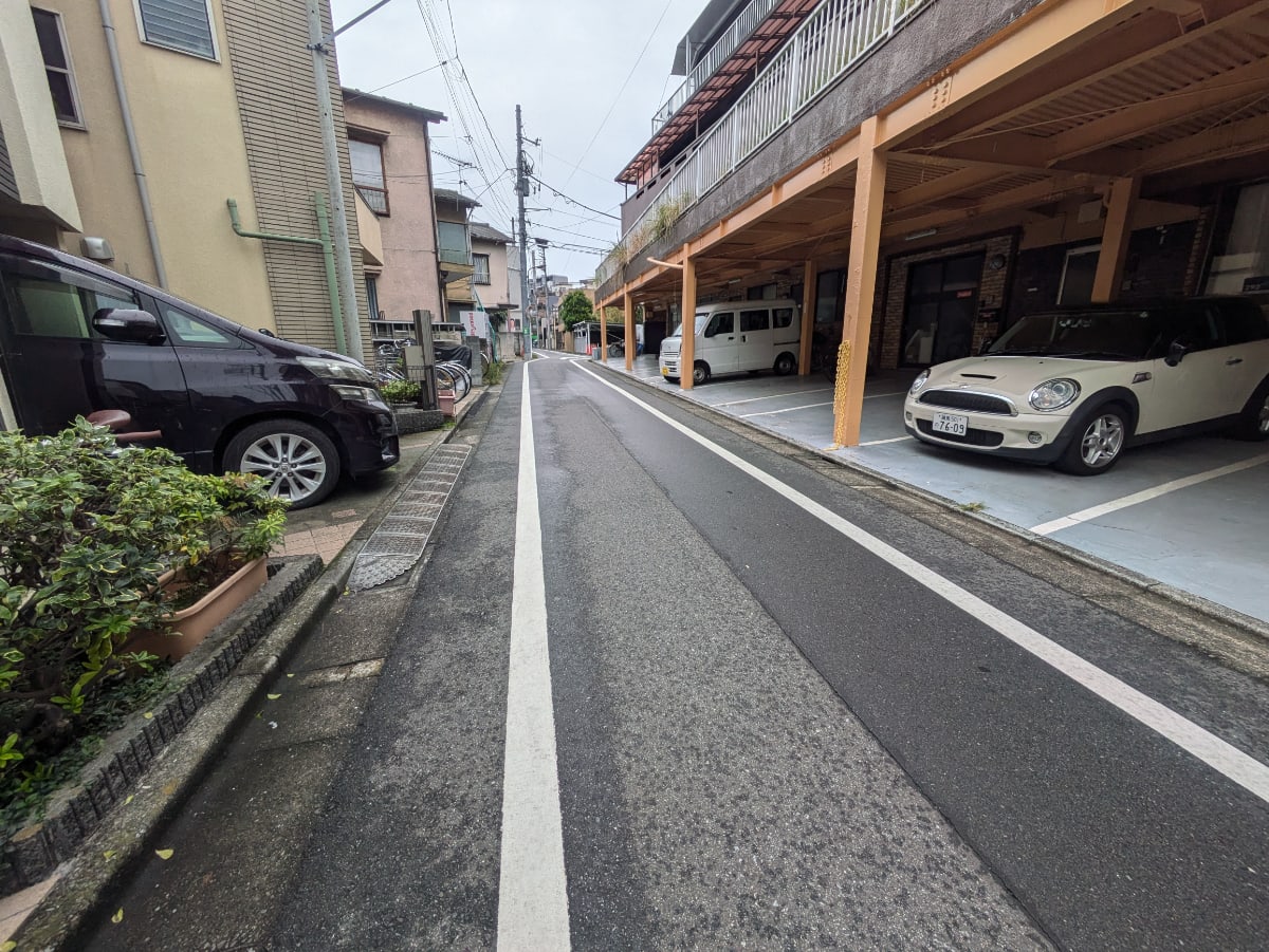 v20251123150654/fresh/building/J00100388850_13