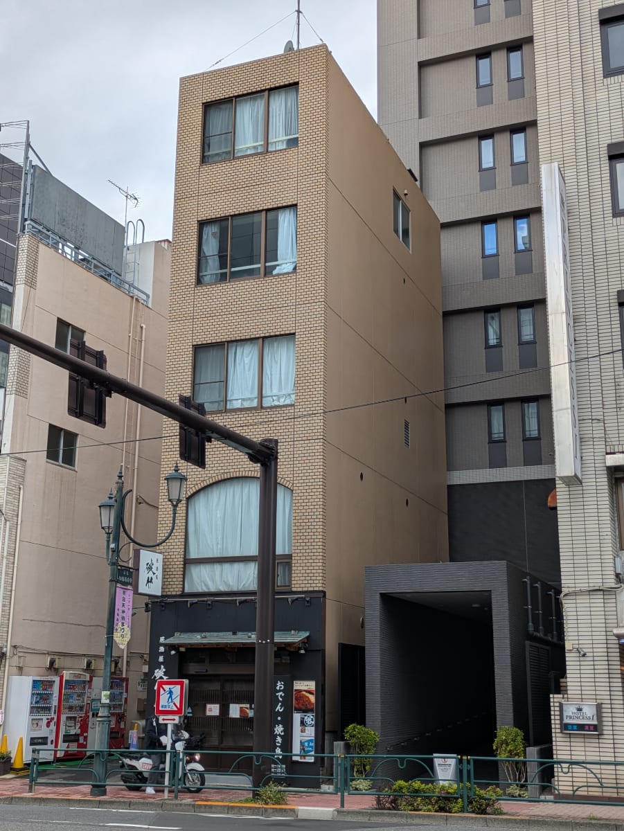 v20251123150654/fresh/building/J00100401277_1