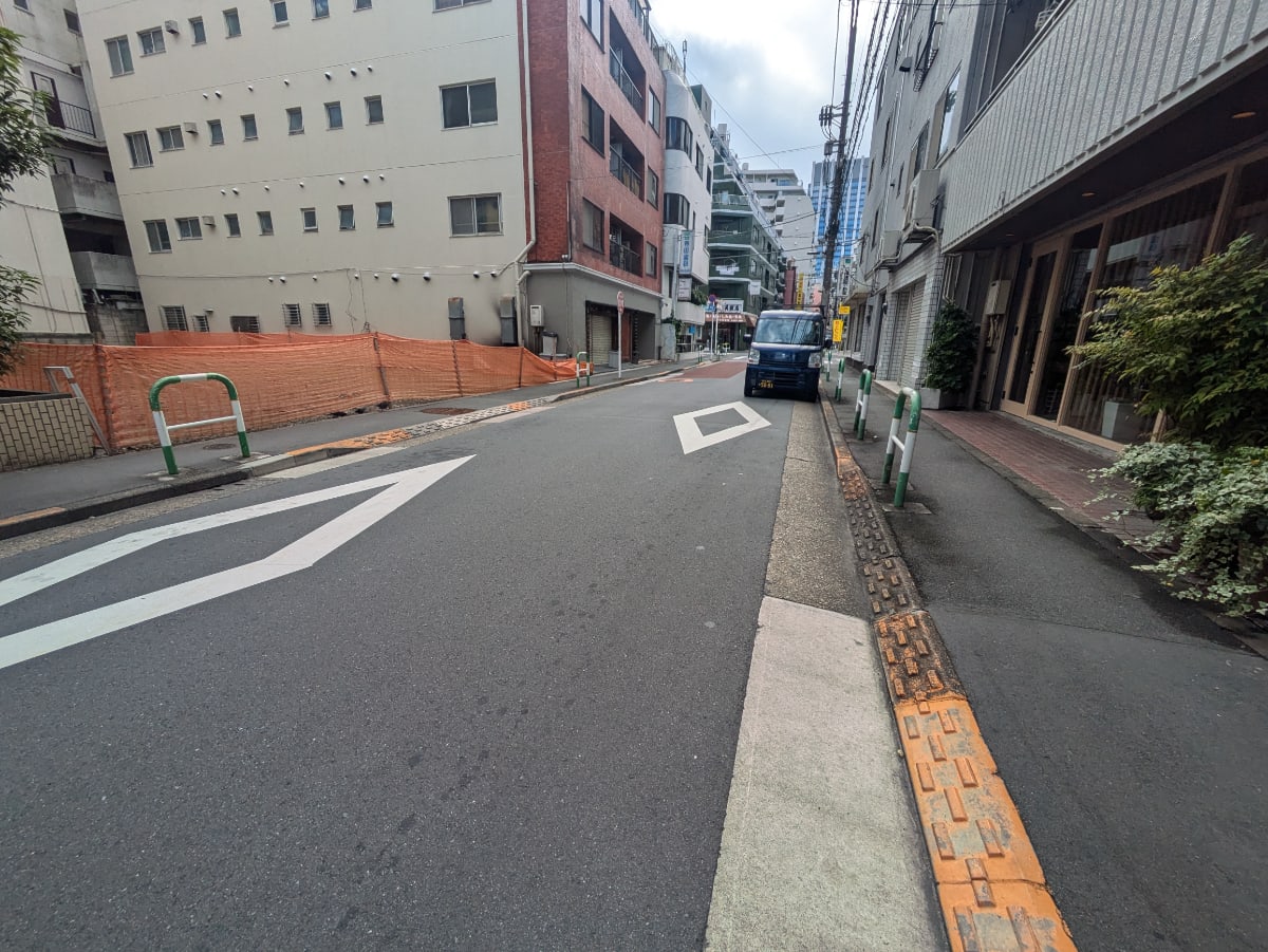 v20251123150654/fresh/building/J00100409635_10
