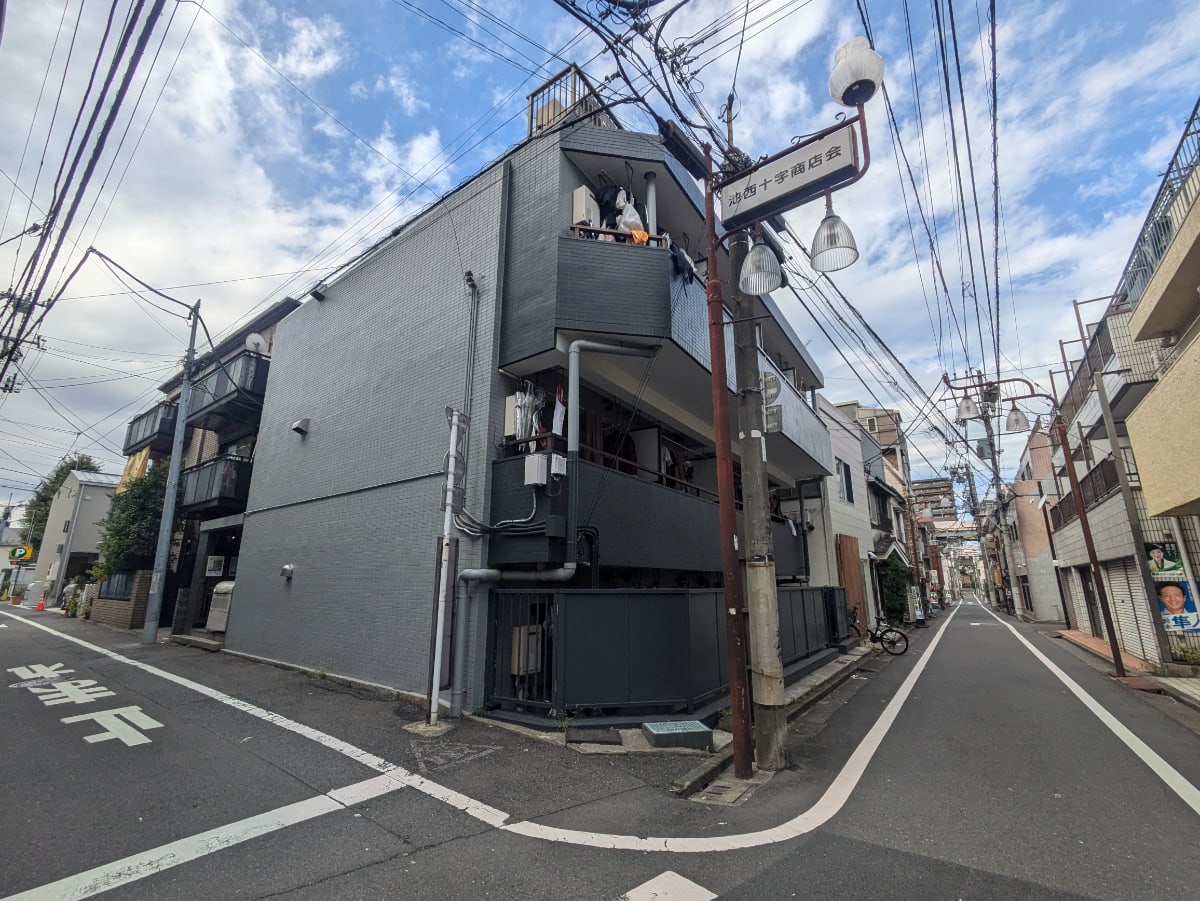 v20251123150654/fresh/building/J00100416052_1