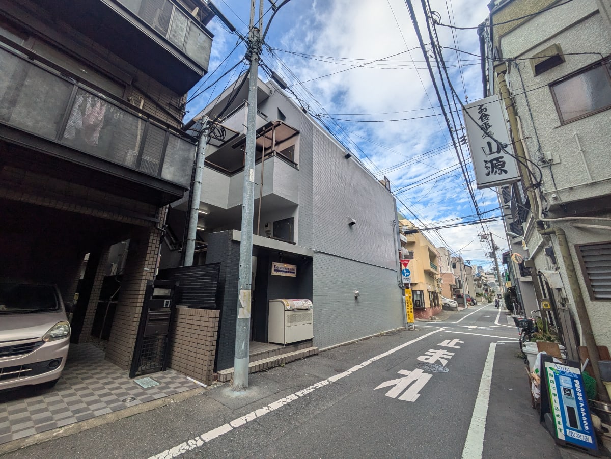 v20251123150654/fresh/building/J00100416052_6