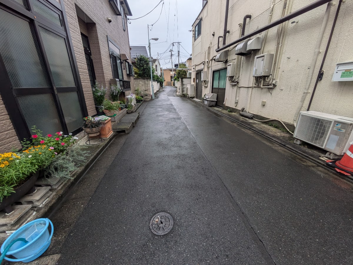 v20251123150654/fresh/building/J00100496585_7