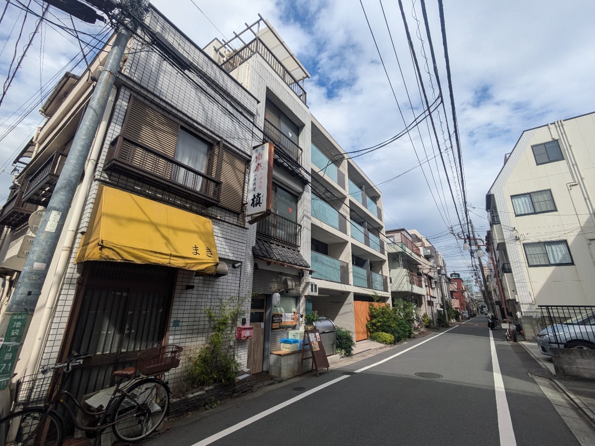 v20251123150654/fresh/building/J00100632901_6