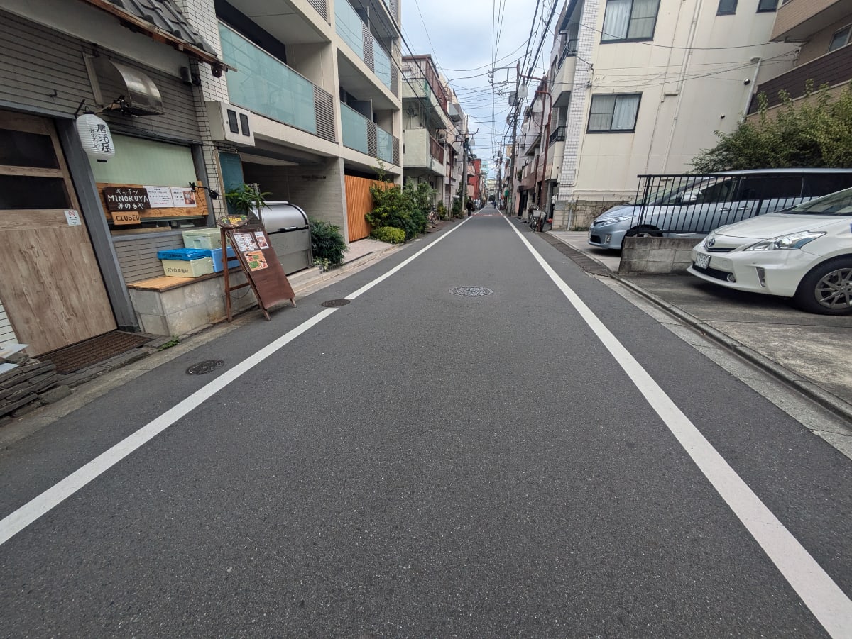 v20251123150654/fresh/building/J00100632901_9