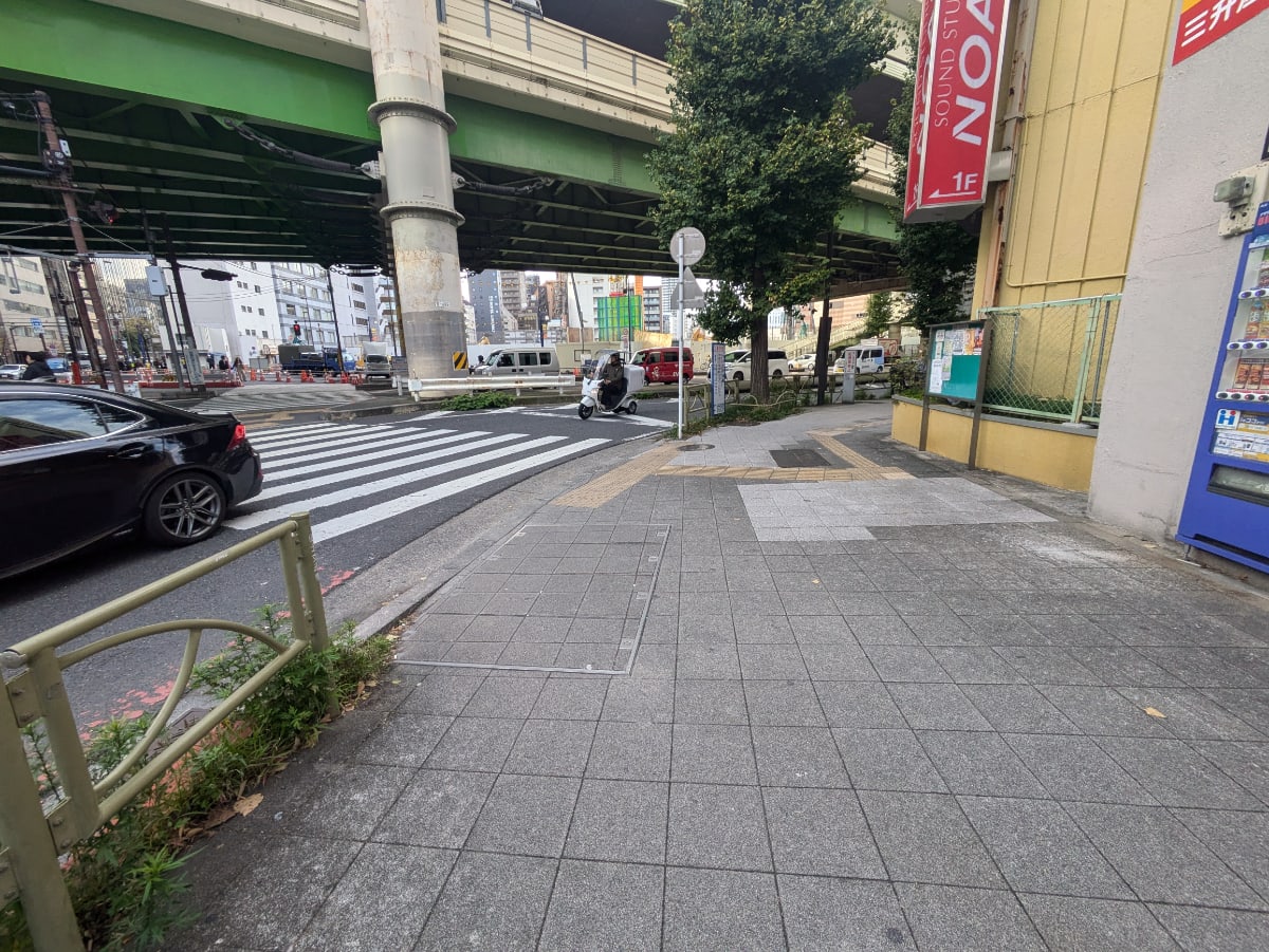 v20251125150804/fresh/building/J00100367026_12