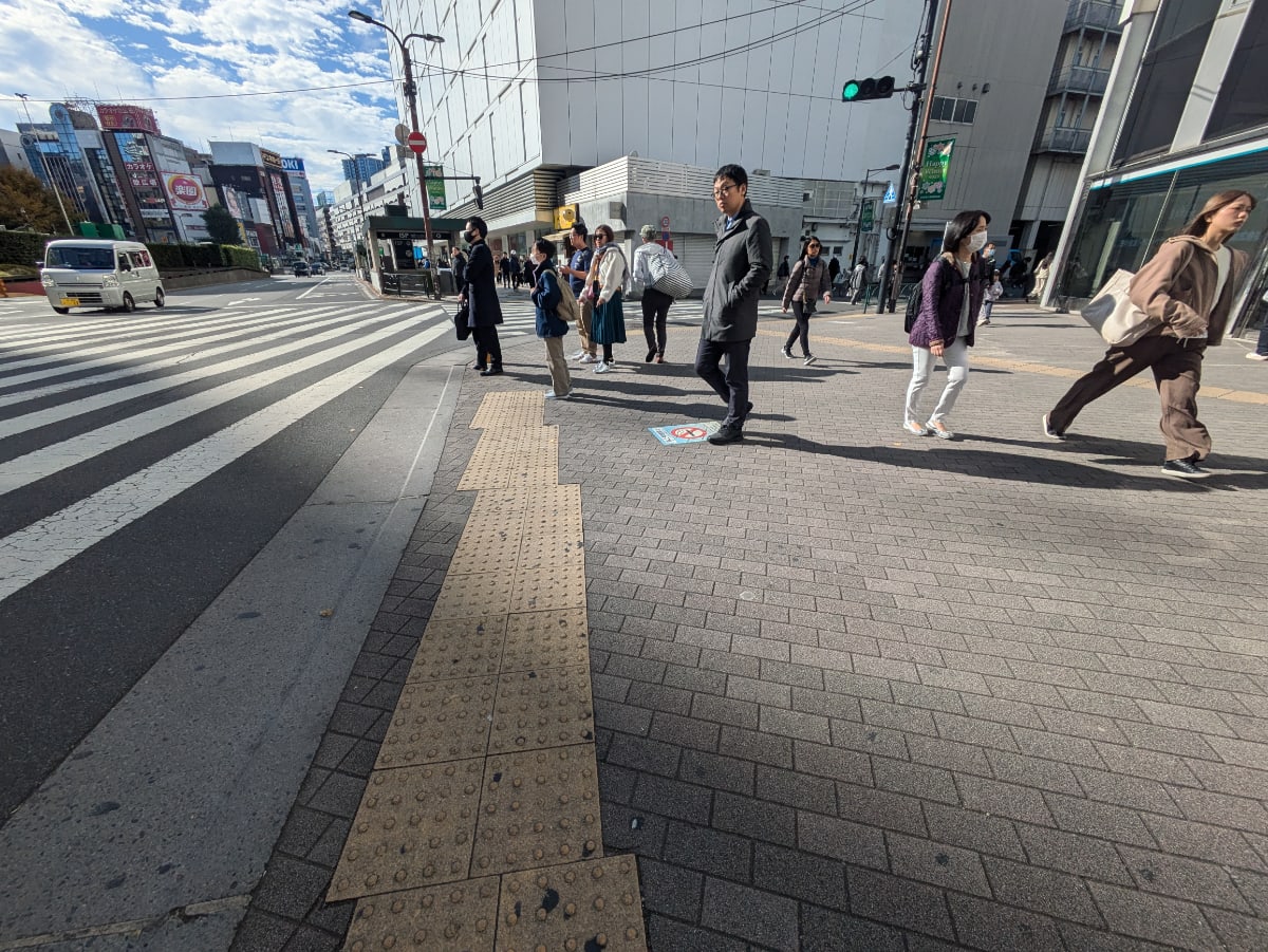 v20251125150804/fresh/building/J00100368356_11