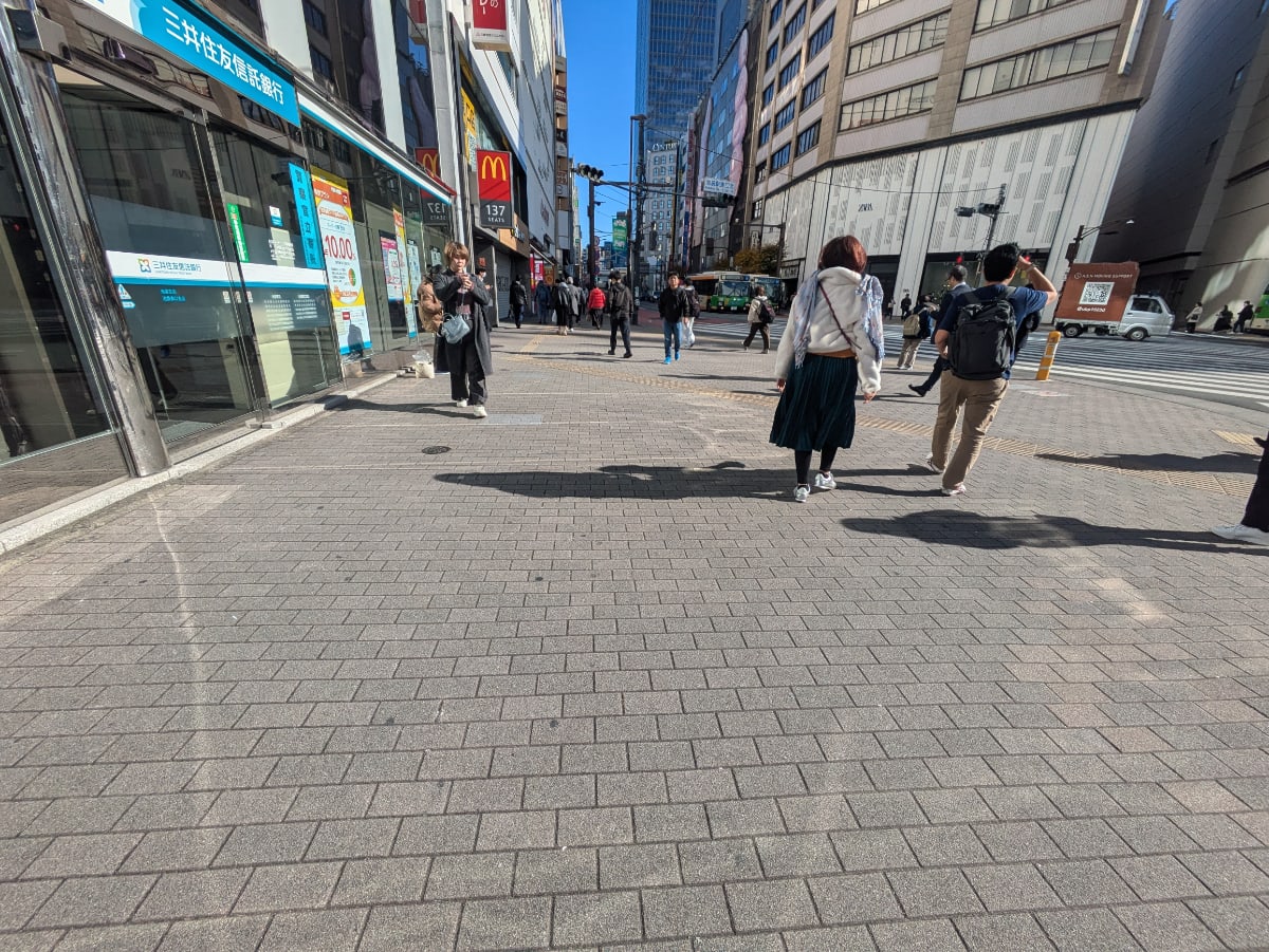 v20251125150804/fresh/building/J00100368356_2