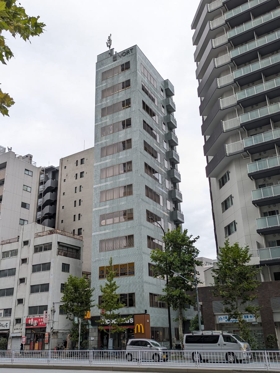 v20251125150804/fresh/building/J00100381271_10
