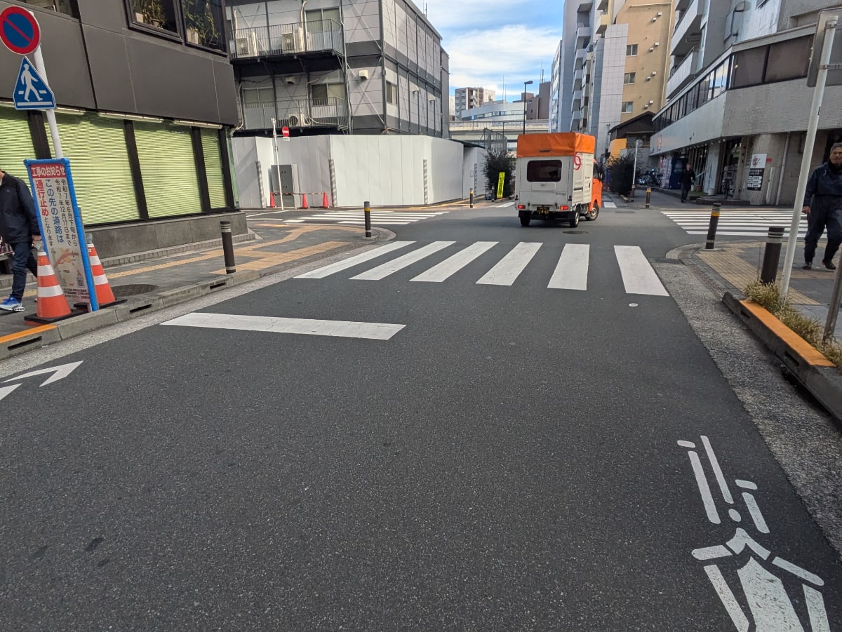 v20251125150804/fresh/building/J00100395101_2