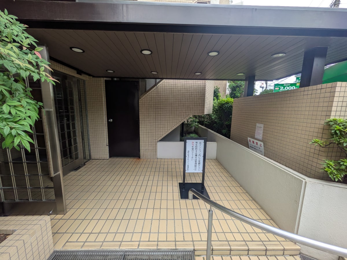 v20251125150804/fresh/building/J00100395628_3
