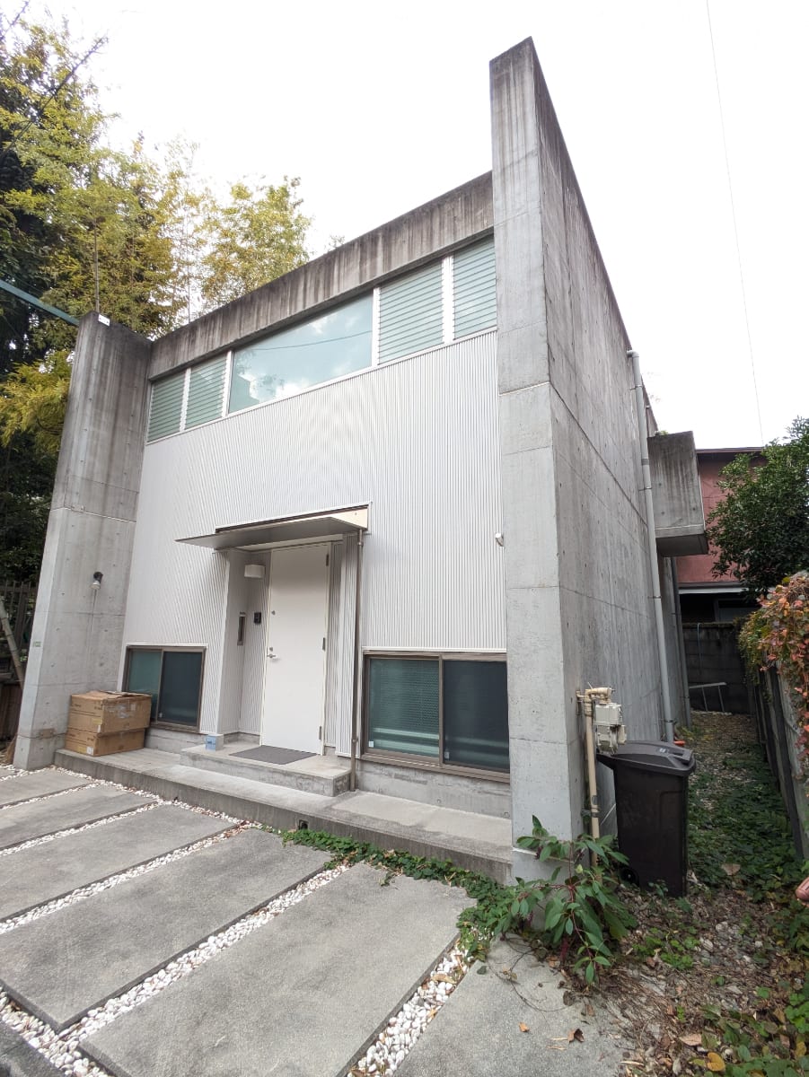 v20251125150804/fresh/building/J00100417221_10
