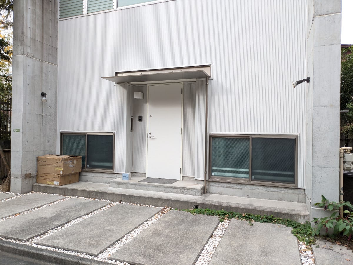 v20251125150804/fresh/building/J00100417221_13