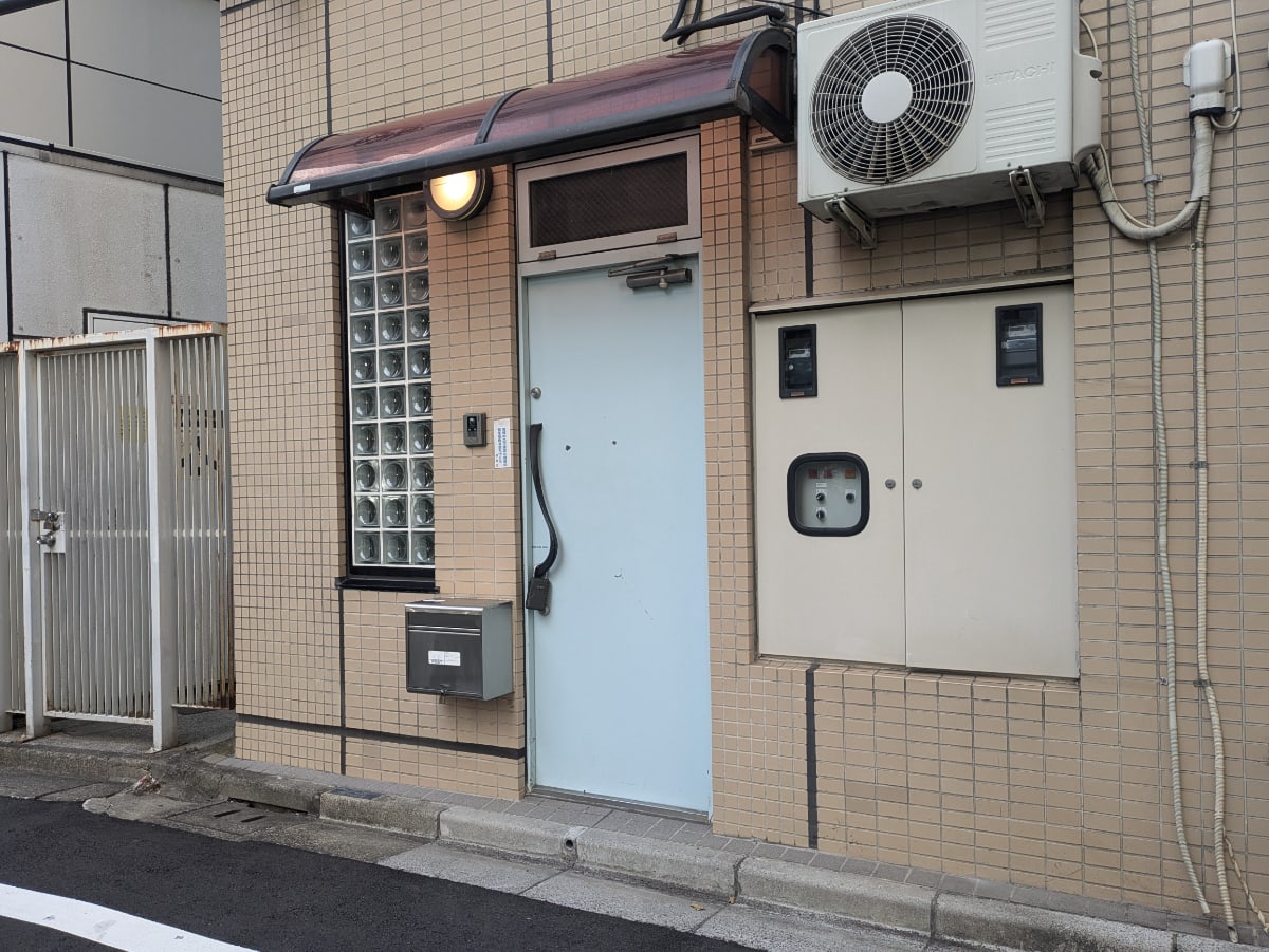 v20251125150804/fresh/building/J00100418165_3