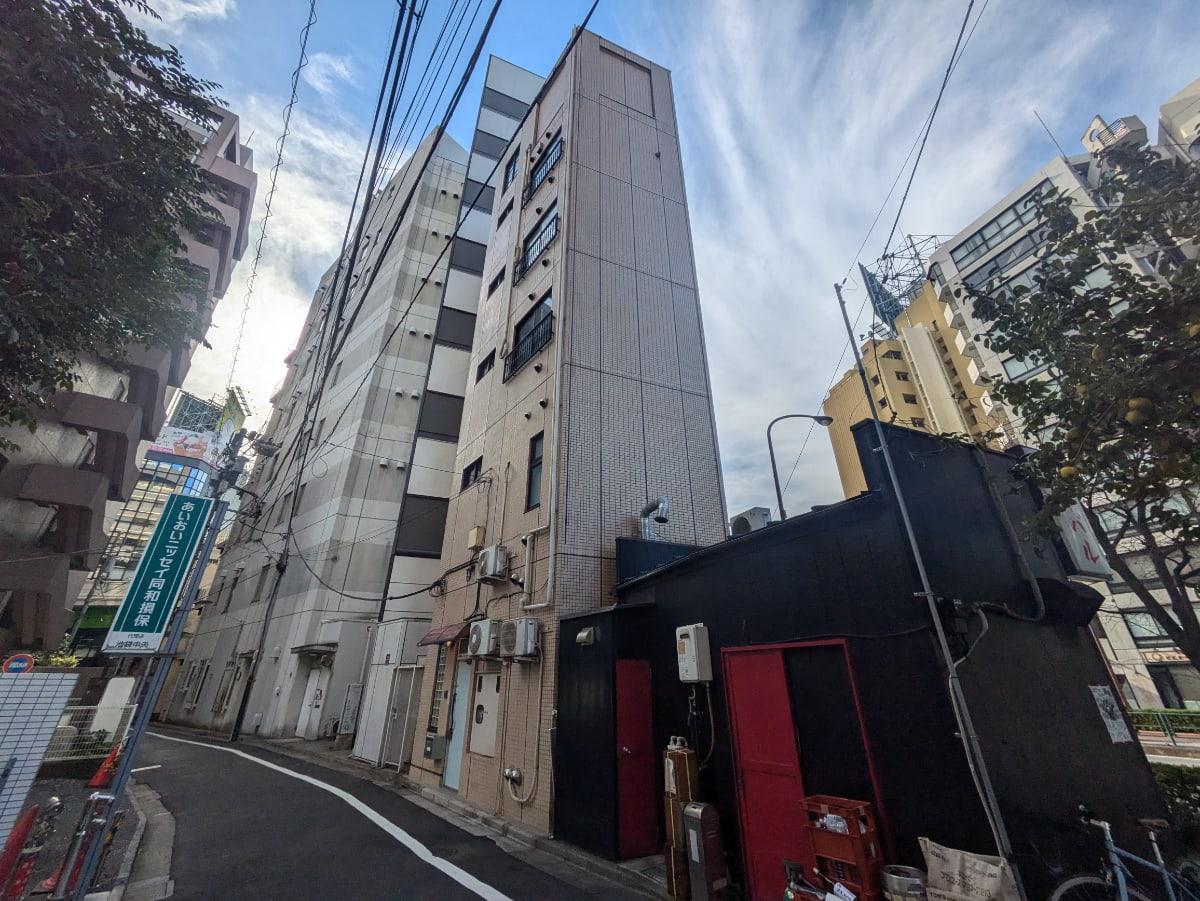 v20251125150804/fresh/building/J00100418165_7