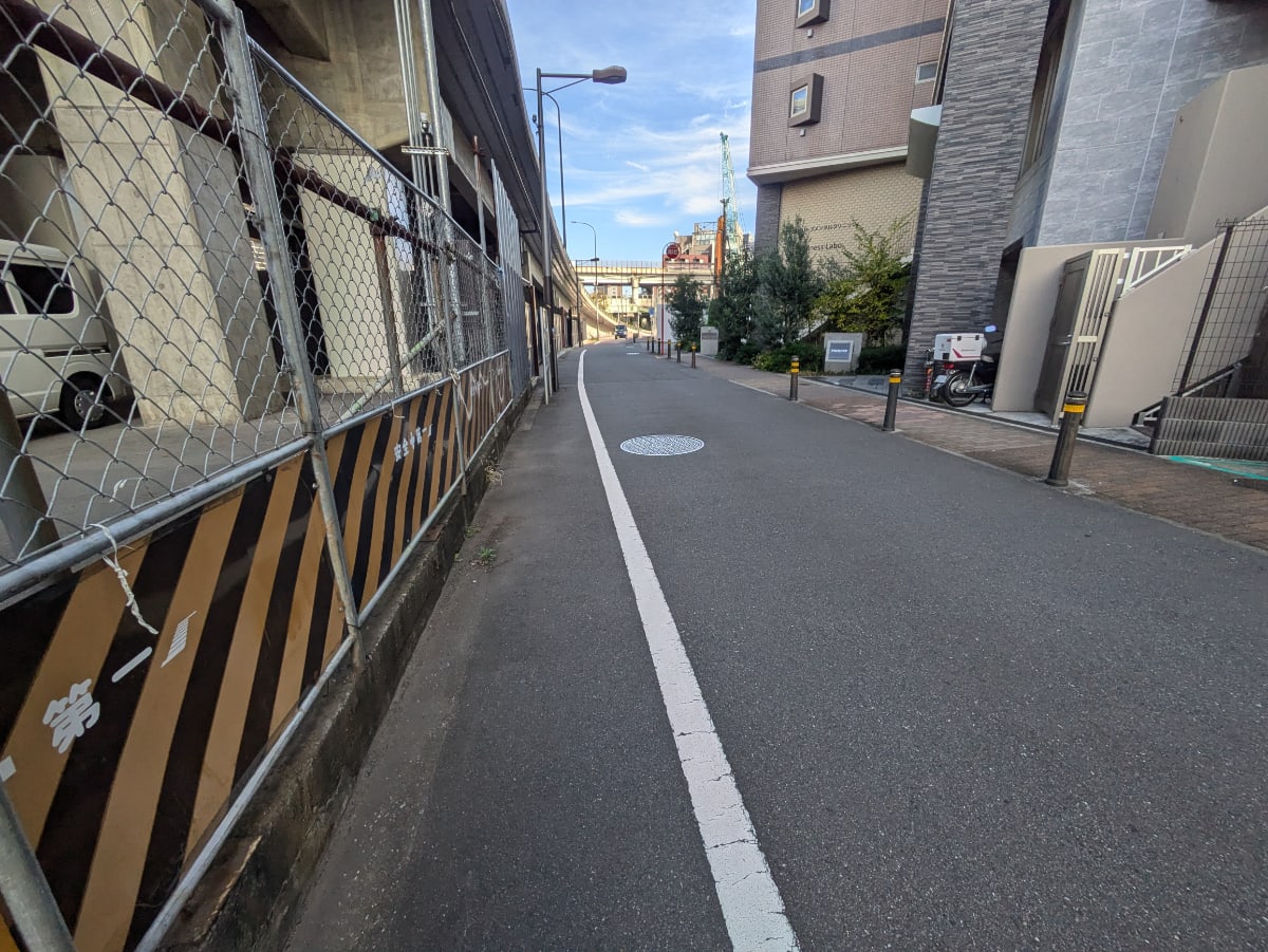 v20251125150804/fresh/building/J00100464580_11
