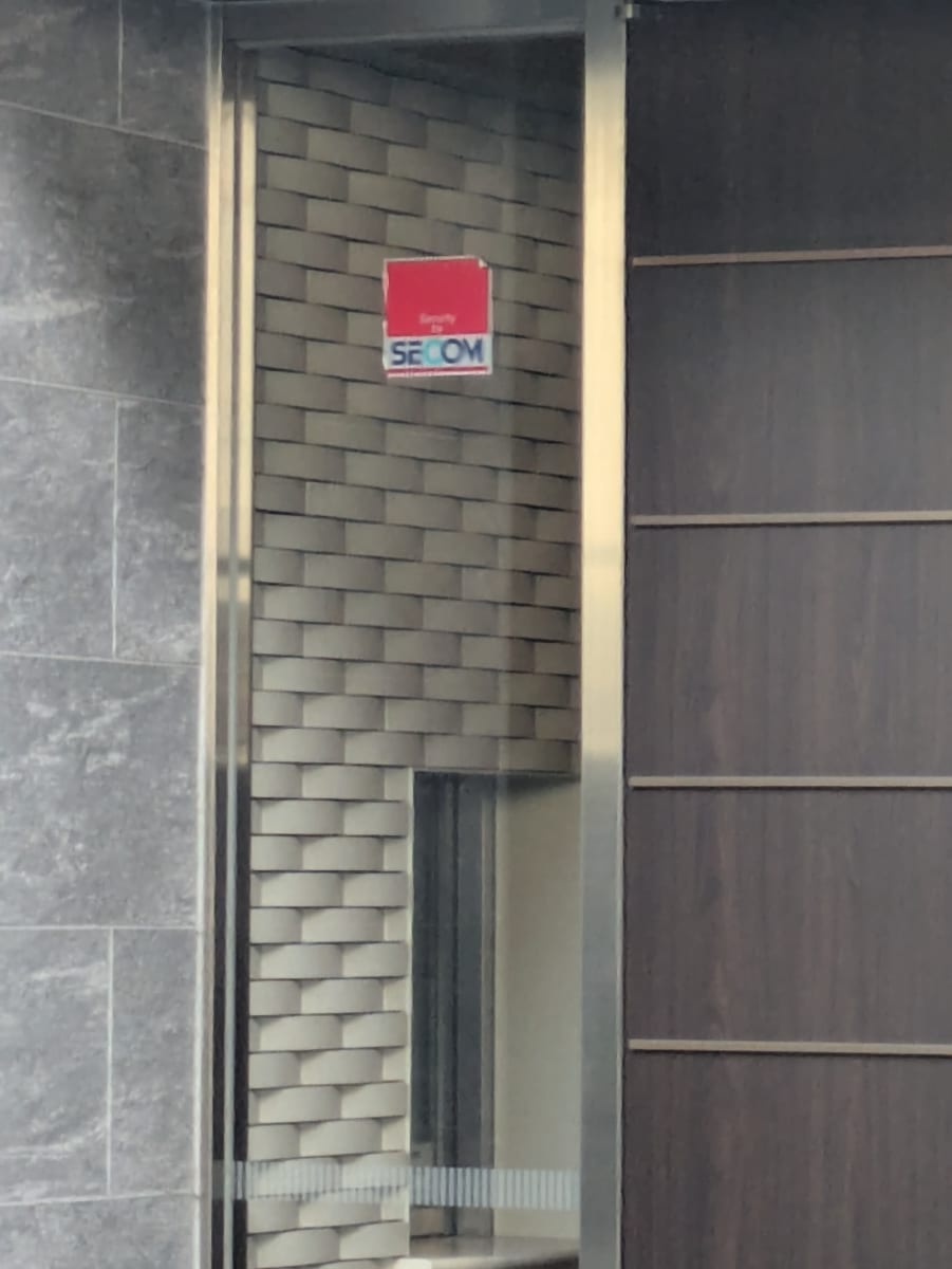 v20251125150804/fresh/building/J00100464580_13