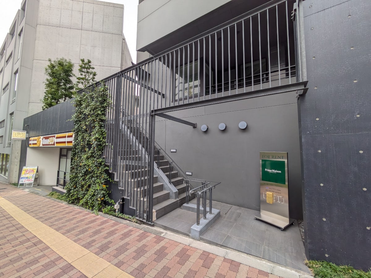 v20251125150804/fresh/building/J00100508738_19
