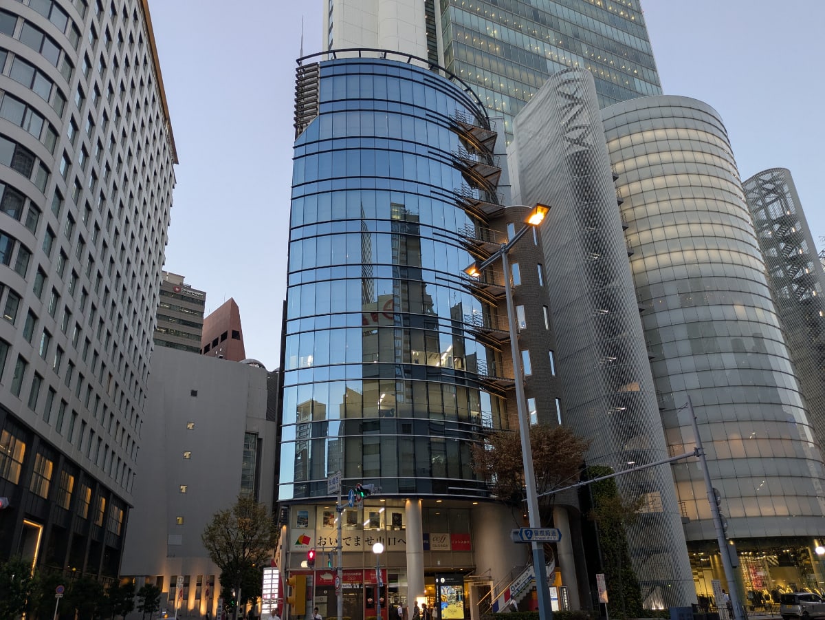 v20251203150906/fresh/building/J00100440417_8