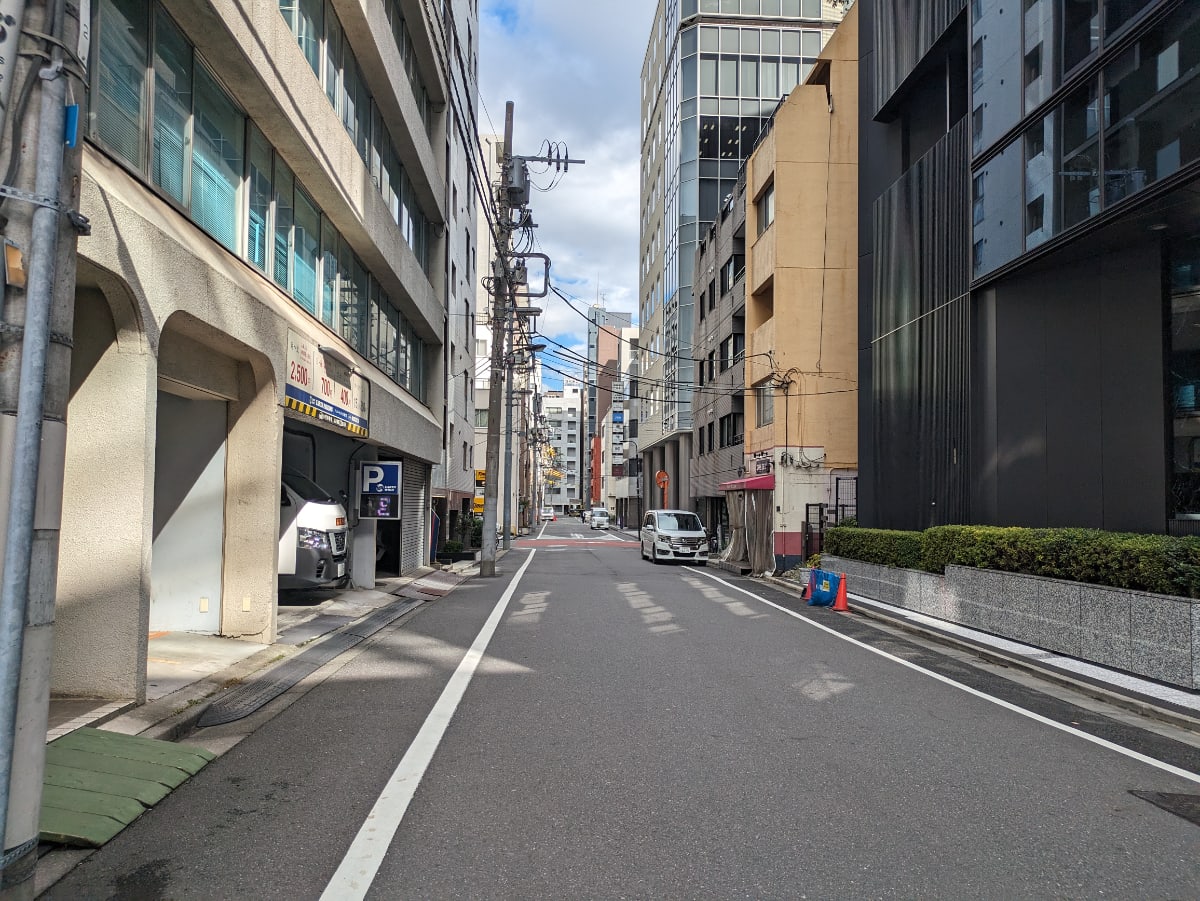 v20251204150956/fresh/building/J00100375953_2
