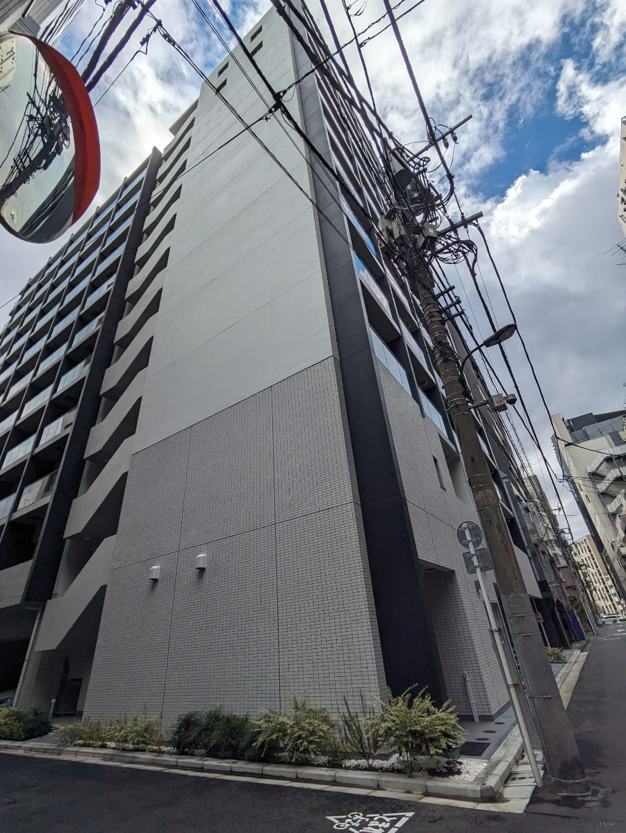 v20251204150956/fresh/building/J00100376807_9