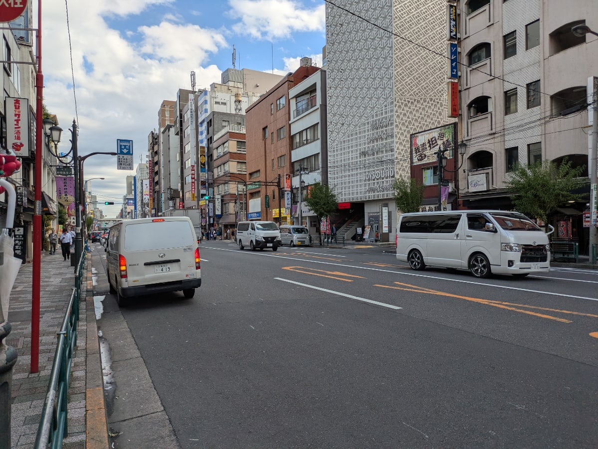 v20251204150956/fresh/building/J00100381815_9