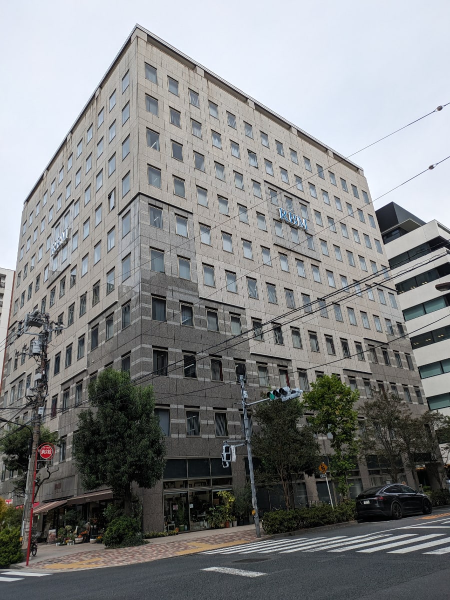 v20251204150956/fresh/building/J00100383674_16