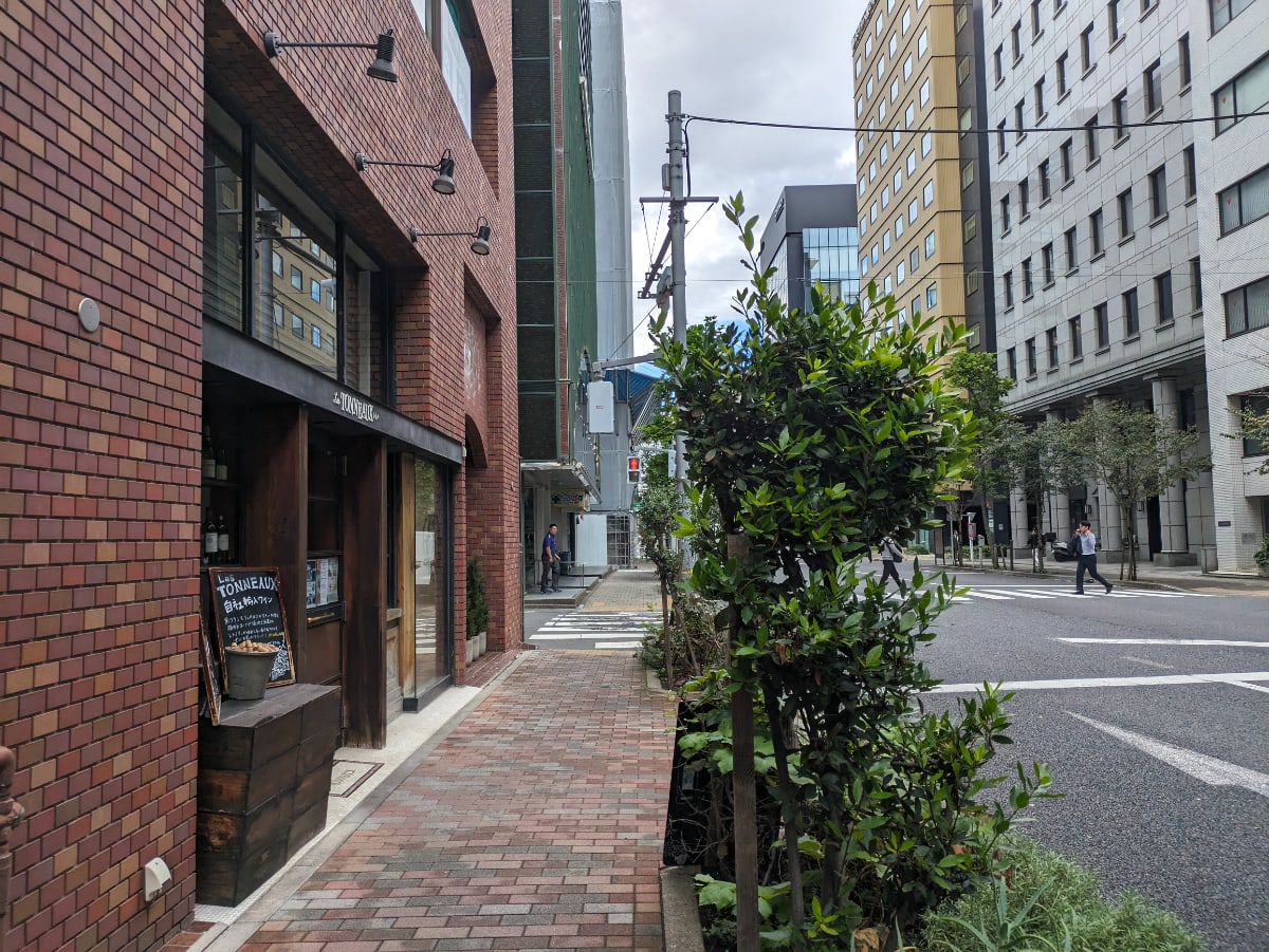 v20251204150956/fresh/building/J00100383676_62